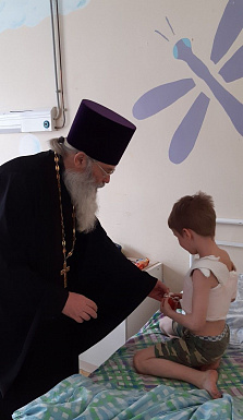 Тверская Епархия поздравила пациентов Детской областной больницы с праздником Пасхи