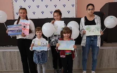 Награждение победителей конкурса детских рисунков «Лето – маленькая жизнь»